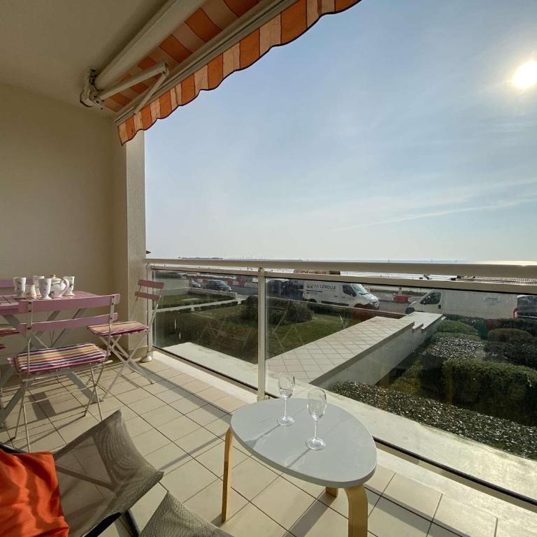 Le France, T2 traversant - Face Mer avec Garage - PORNICHET - PT300-050 - Appartement 1 Chambre - 19