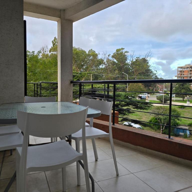 Divino dto zona centro con cochera y terraza con solarium propia - Apartamento de 1 dormitorio - 15