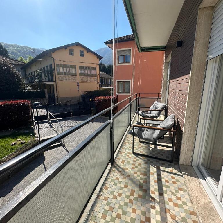 Casa Serena - Appartamento con 2 Camere da Letto e Vista Città - 13