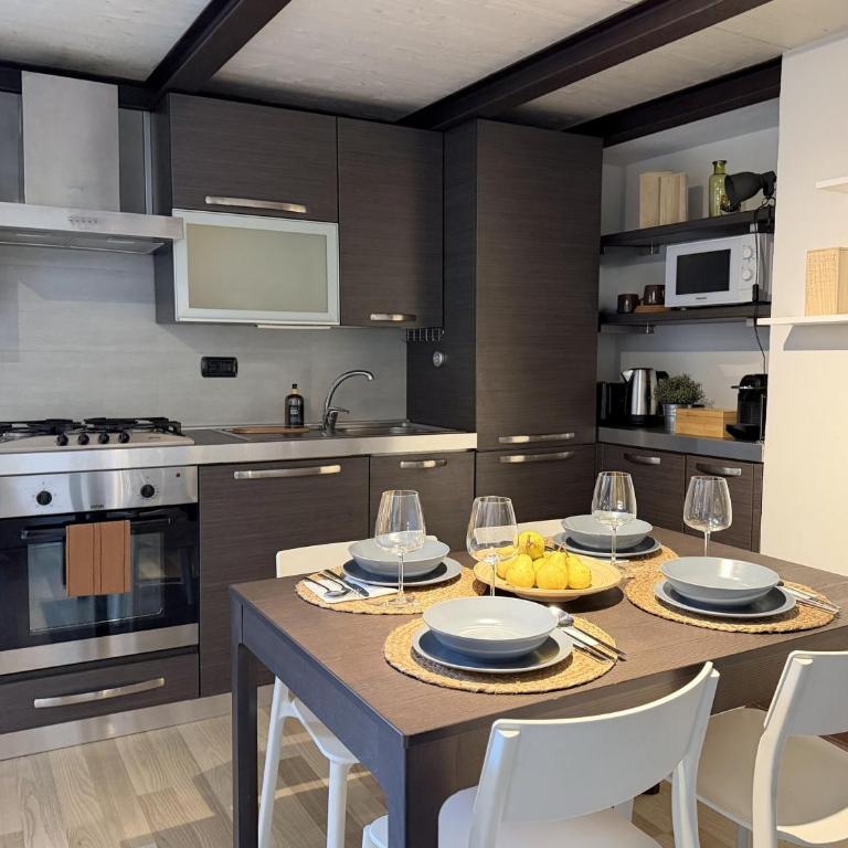 Royal Gardens Apartment - Superior One-Bedroom Apartment with Balcony - 9