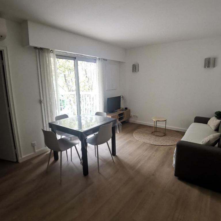 Appartement privé à 50 m de la mer, résidence avec piscine - Appartement 1 Chambre - 1