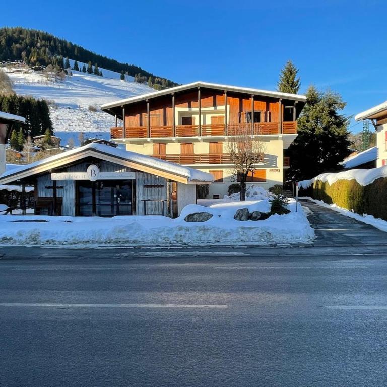 Authentic Megève Chalet Ski & Parking - Appartamento con 2 Camere da Letto - 2