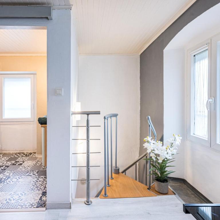 La Belle Maurienne - Balcon avec vue sur montagne - Appartement - 10