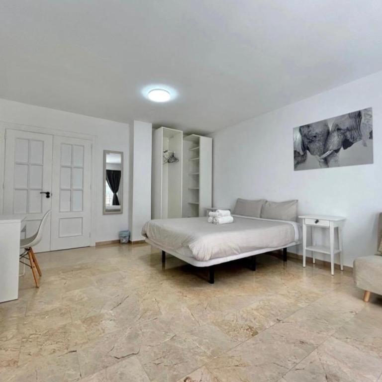 Alojamiento Bruckner - Habitación Doble Estándar con baño compartido - 7