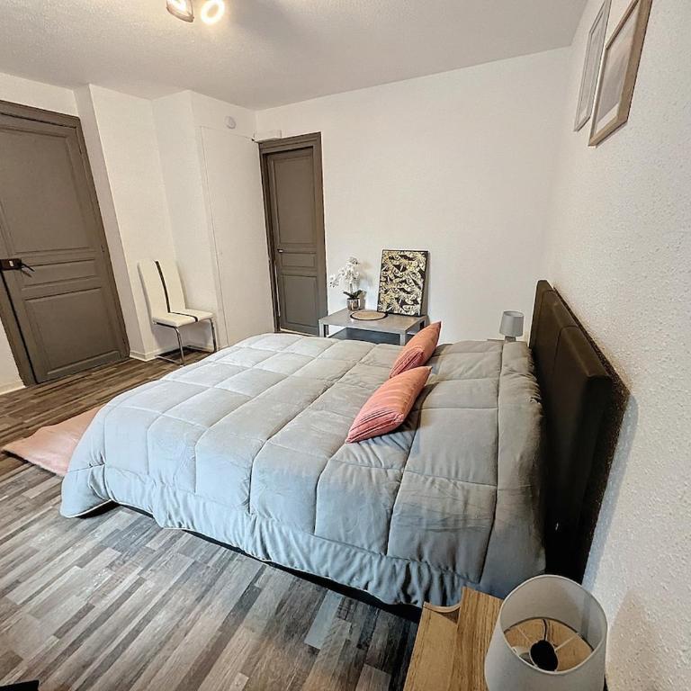 Séjour pèlerin serein pour séniors, appartement climatisé à 10 minutes sanctuaire et gare - Appartement 1 Chambre - 8