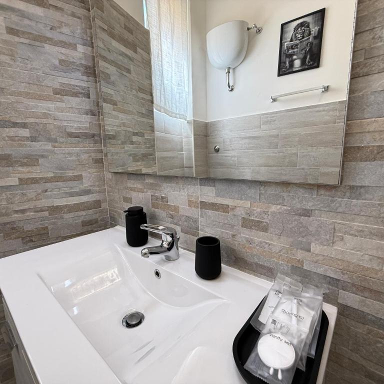 Appartamento - Stazione Tiburtina Roma - Appartamento con 1 Camera da Letto - 12