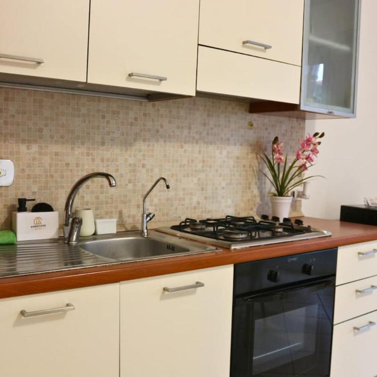 -Sanremo-Bussana- Suite-B with AC - 5 min from the sea - Appartamento con 1 Camera da Letto - 16