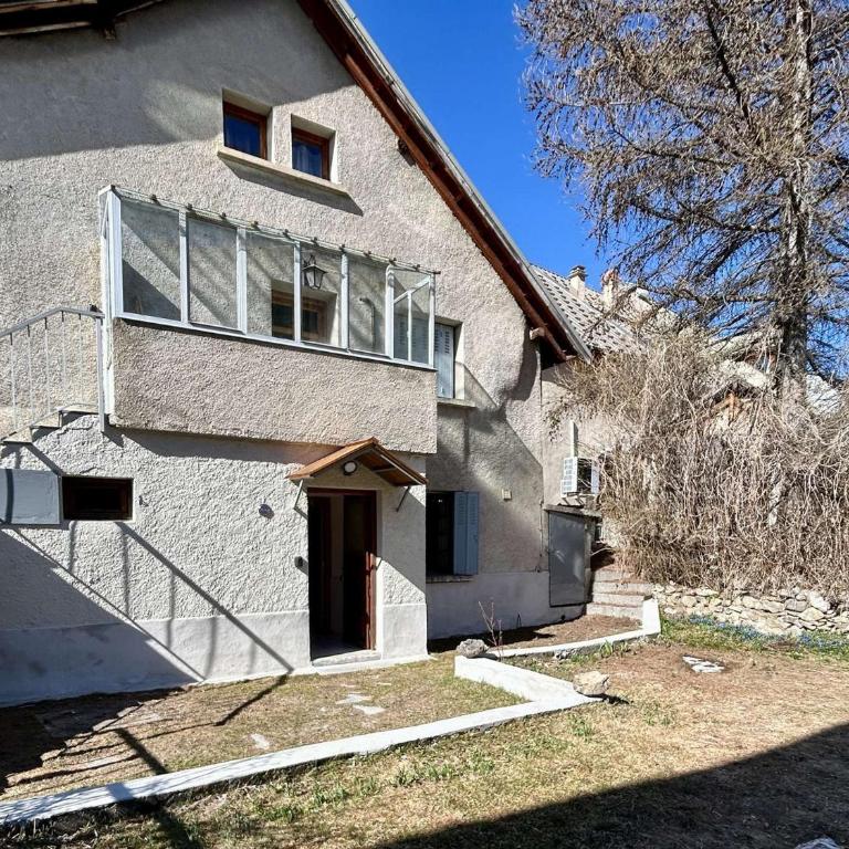 Appartement Montagne : 2 Pces, 4 Couchages, Jardin, Animaux OK, Navette et Commerce Proches - Maison 1 Chambre - 18