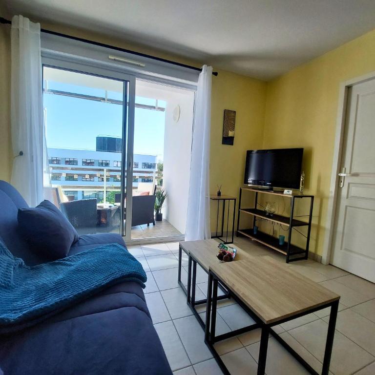 Balcon ensoleillé - Parking privé - Proche plage - Appartement 1 Chambre - 2