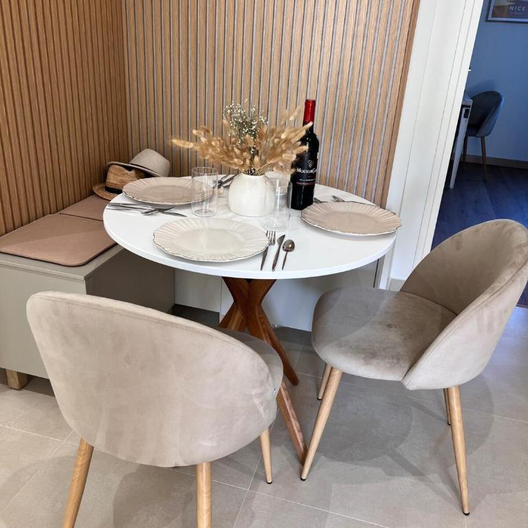 Charme niçois, 15min de la mer, 3 chambres, climatisation, terrasse - Appartement 3 Chambres - 19