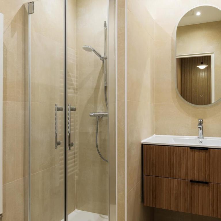 Charme niçois, 15min de la mer, 3 chambres, climatisation, terrasse - Appartement 3 Chambres - 20