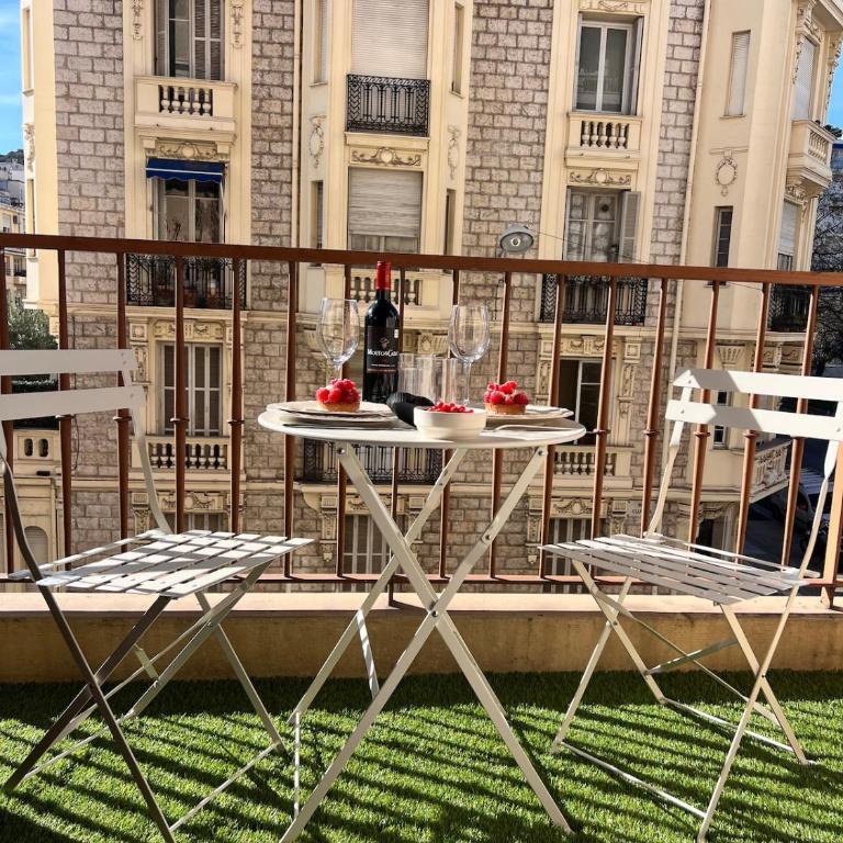 Charme niçois, 15min de la mer, 3 chambres, climatisation, terrasse - Appartement 3 Chambres - 54