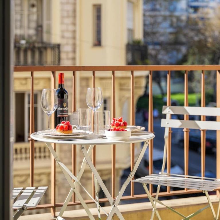 Charme niçois, 15min de la mer, 3 chambres, climatisation, terrasse - Appartement 3 Chambres - 88