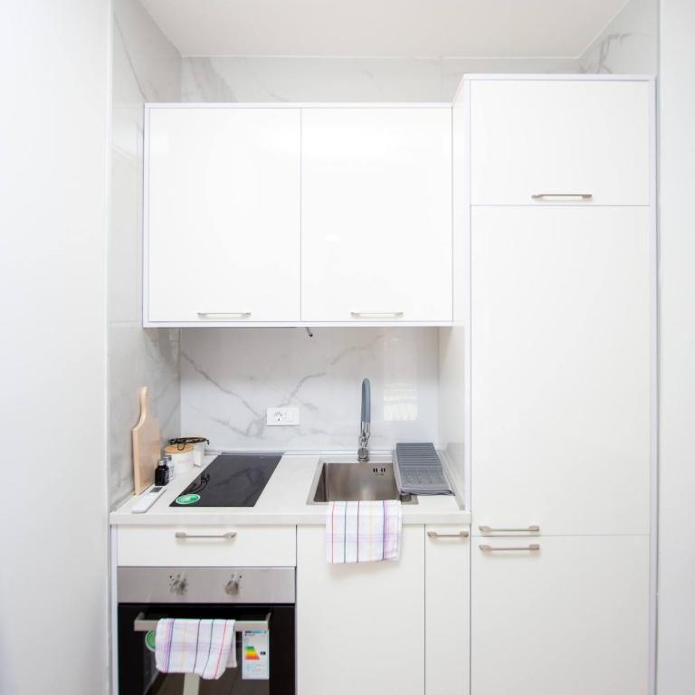 Nina Apartments Prcanj - One-Bedroom Apartment - 7