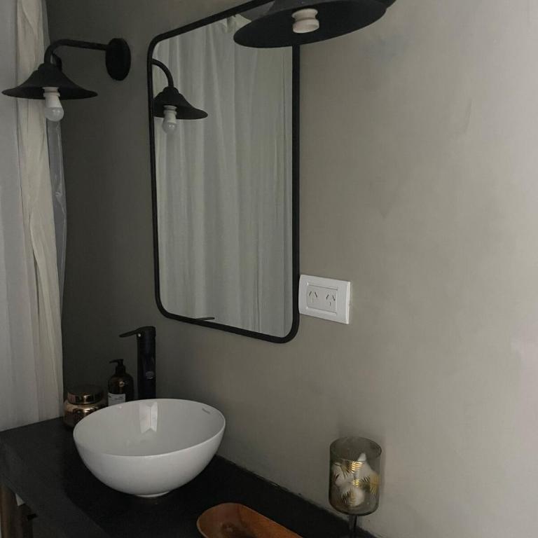 Dpto en Neuquén amueblado 2 ambientes, muy luminoso en zona céntrica - Apartamento de 1 dormitorio - 7