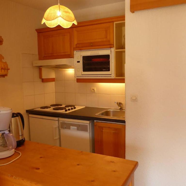 Charmant T2 de 40m² pour 7 pers. à Arêches, terrasse, proche pistes et commerces, classé 2 étoiles - FR-1-342-188 - Appartement (7 Adultes) - 11