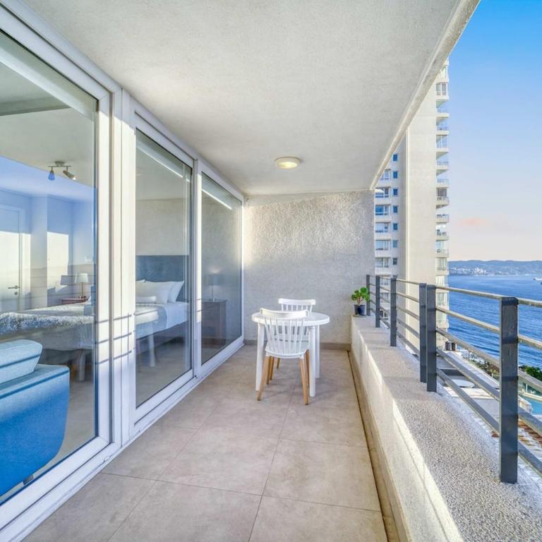Coastal Vibe 2D Parking, Views and Desk - Two-Bedroom Apartment - 2