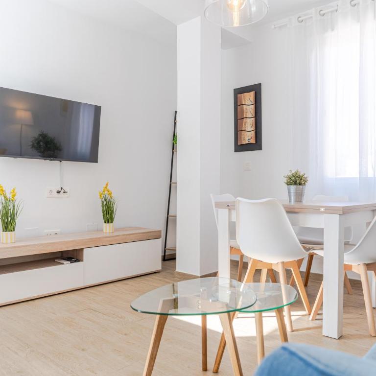 Cierva 11 - Sun & comfort 500m from the beach - Apartamento de 2 dormitorios - 97