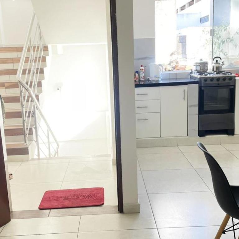 Confort y Estilo Centrico a pasos de todo Grupos y Flias - Two-Bedroom Deluxe Apartment - 14