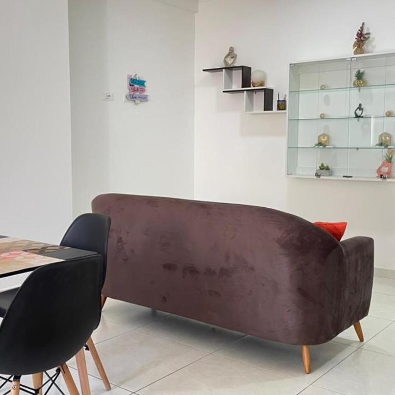 Confort y Estilo Centrico a pasos de todo Grupos y Flias - Two-Bedroom Deluxe Apartment - 4