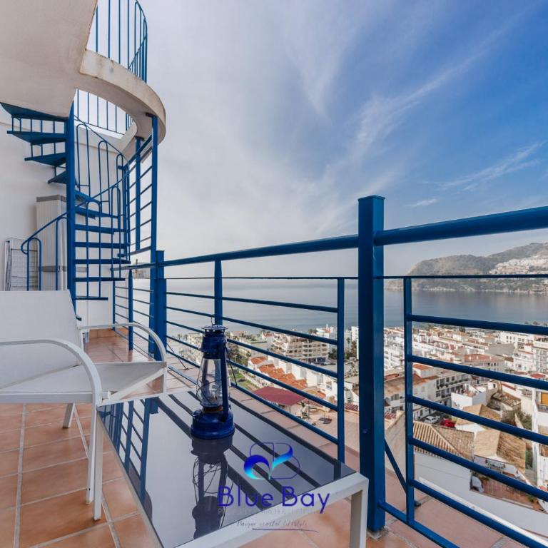Blue Nautico - penthouse with stunning views of La Herradura - Two-Bedroom Apartment - 6