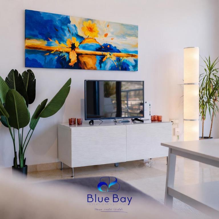 Blue Nautico - penthouse with stunning views of La Herradura - Two-Bedroom Apartment - 11
