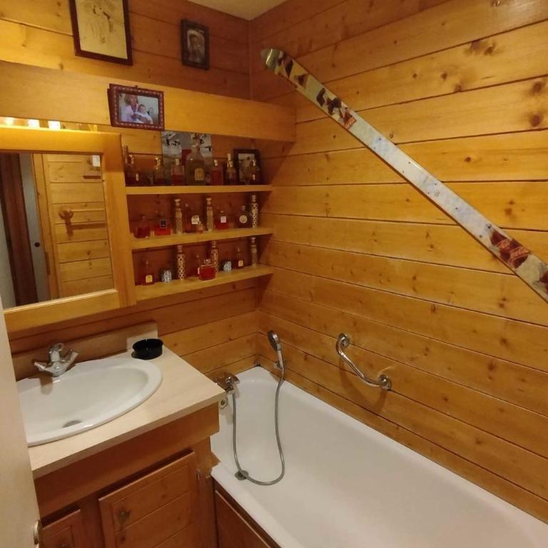 Studio avec balcon et parking à Megève - Appartement - 7