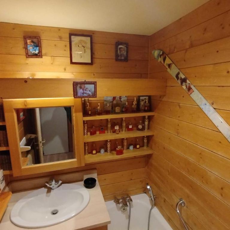 Studio avec balcon et parking à Megève - Appartement - 8