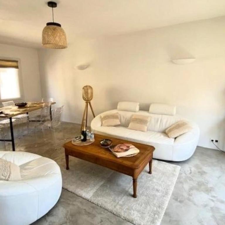 Spacious house with balcony - Ferienhaus - 2