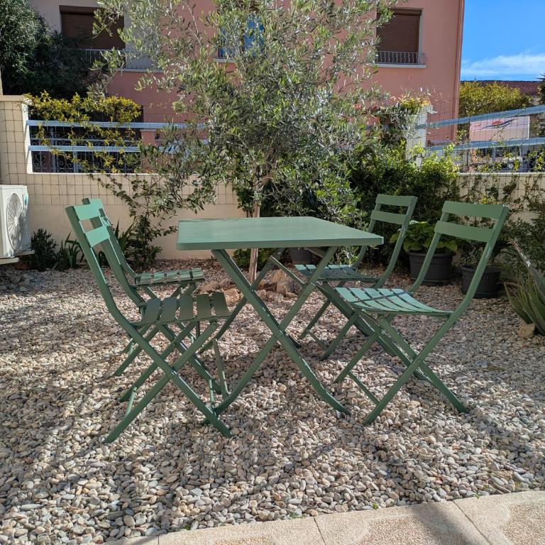 Charmant studio Vias village - Appartement 1 Chambre - 3