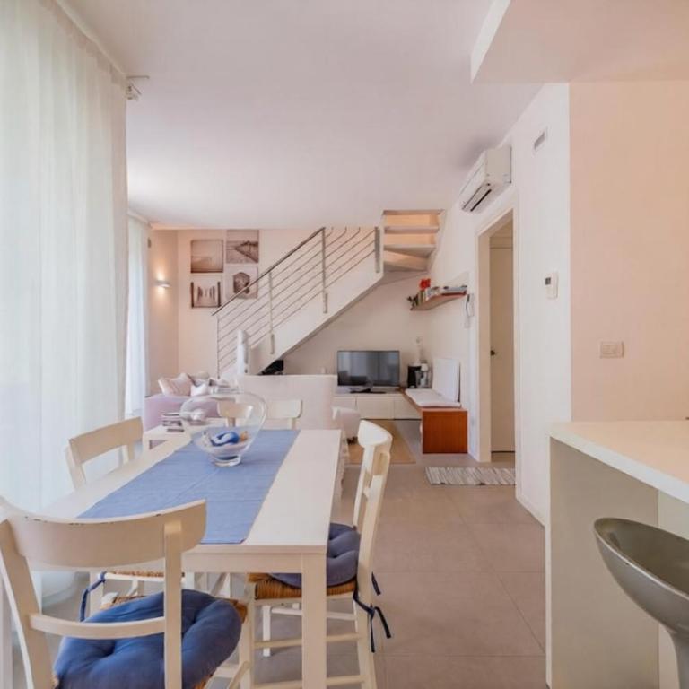 Villa Stella 16 - Carraro Immobiliare - Family Apartments - Appartamento con 3 Camere da Letto - 3