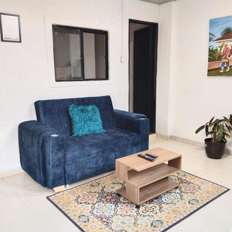 Posadas de Arriería - Habitación Familiar con baño privado - 2