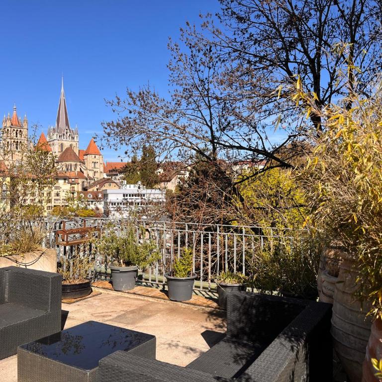Luxury Duplex with Rooftop, View of Lausanne Cathedral - Loft-Apartment mit 3 Schlafzimmern - 58