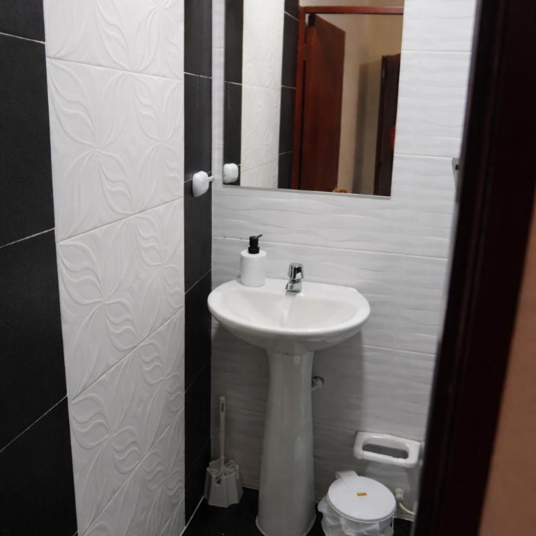 Casa Esperanza - Habitación Doble con baño privado - 3