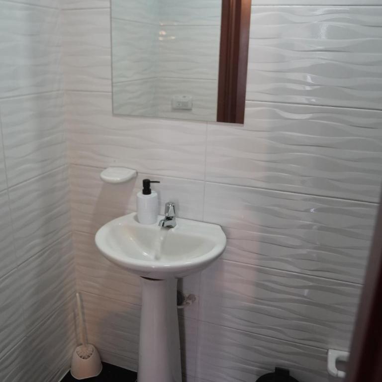 Casa Esperanza - Habitación Doble con baño privado - 9
