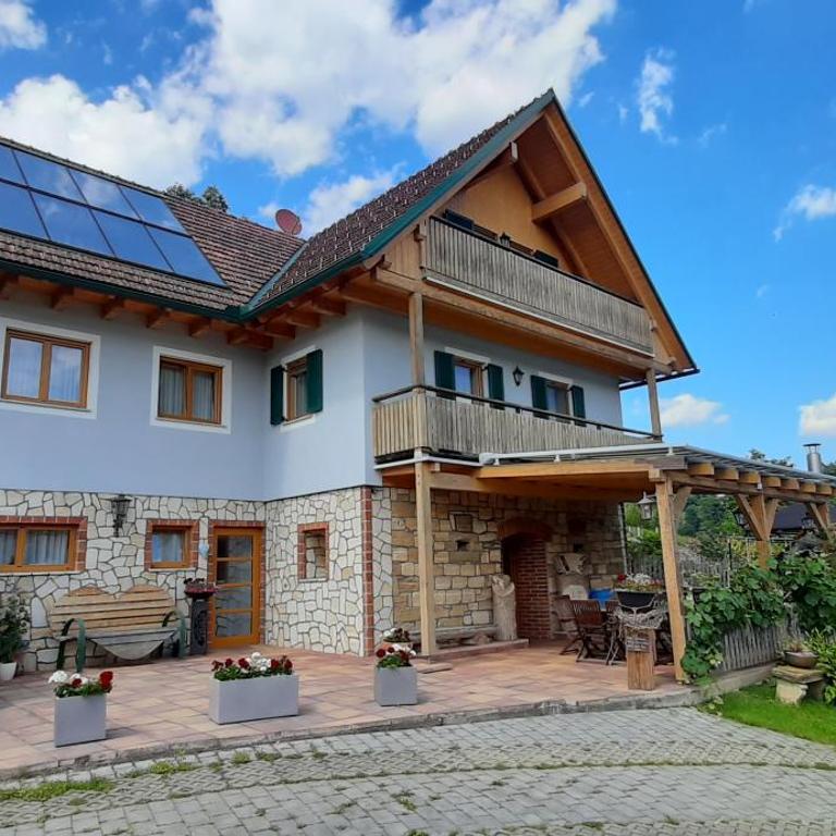 Ferienhaus Zotter - Apartment mit Balkon - 1