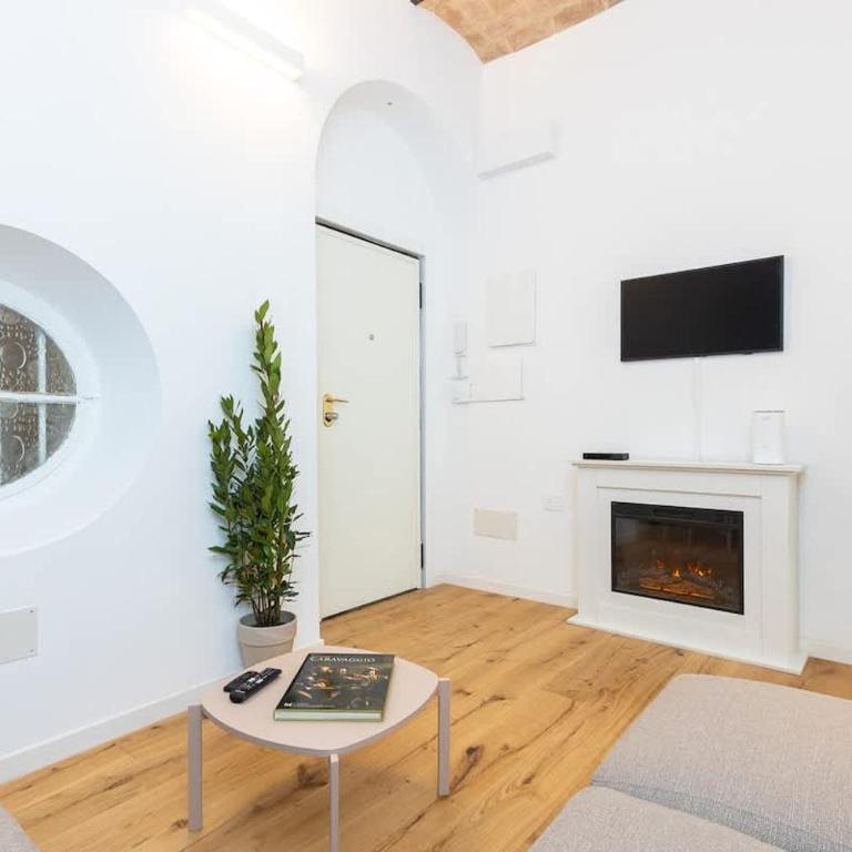 Casa d'artista con soffitti d'epoca vicino Termini - Appartamento - 7