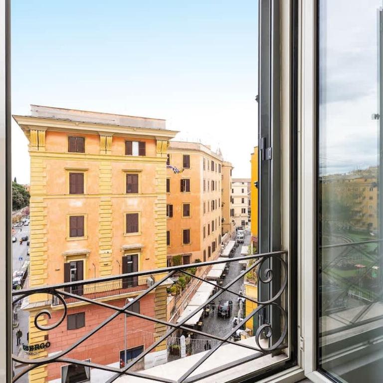 Casa d'artista con soffitti d'epoca vicino Termini - Appartamento - 31