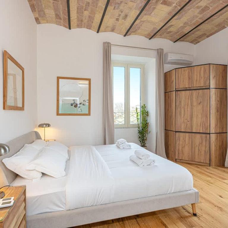Casa d'artista con soffitti d'epoca vicino Termini - Appartamento - 36