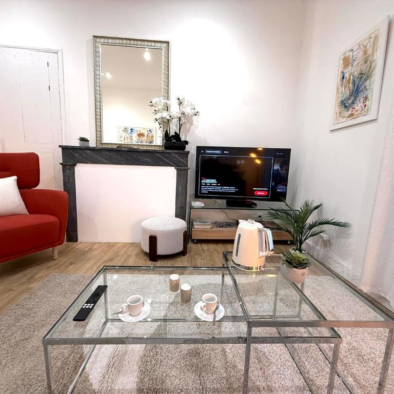 T3 cosy Nîmes centre - Parking - Arènes à pied - Climatisé - Apartamento de 2 dormitorios - 8