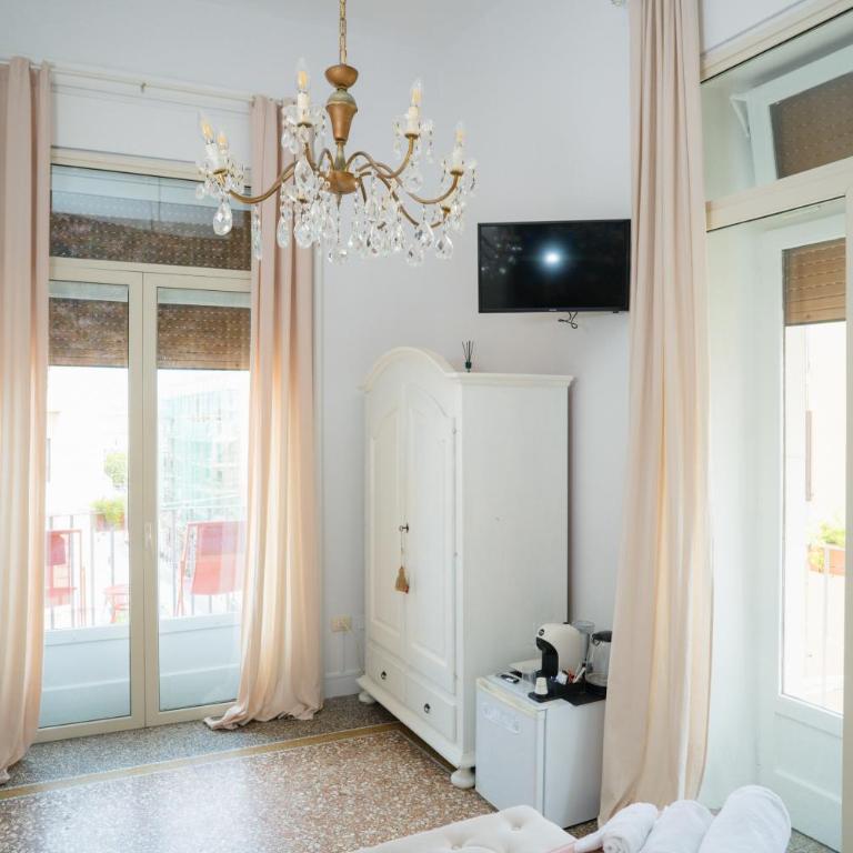 Joy's Rooms Ortigia - Camera King Superior - 17