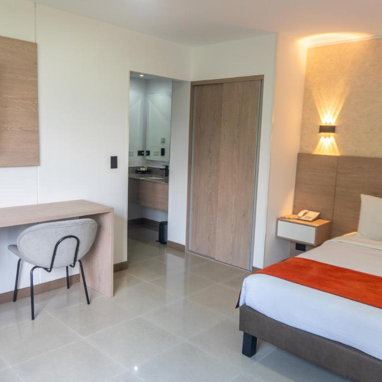 Hotel Pinares Plaza - Double Room - 4