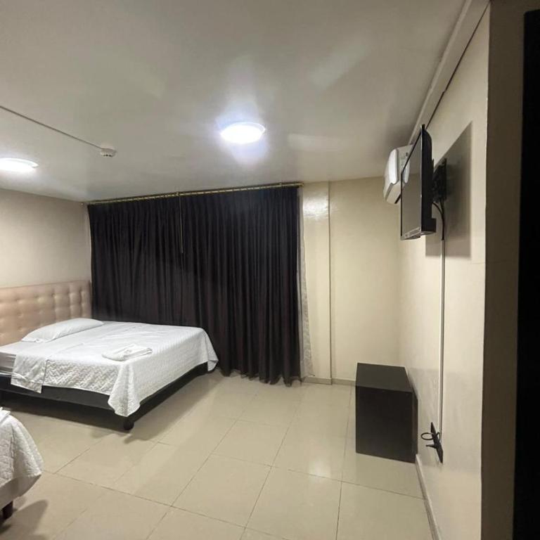 Hotel Tierra Verde - Double Room with Private Bathroom - 2
