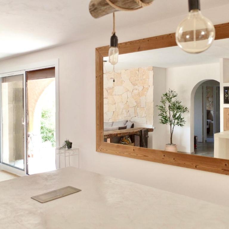 Gîte confort 15 couchages, vue panoramique Montagne Hautes Alpes, Terrasses - Casa de 6 dormitorios - 8