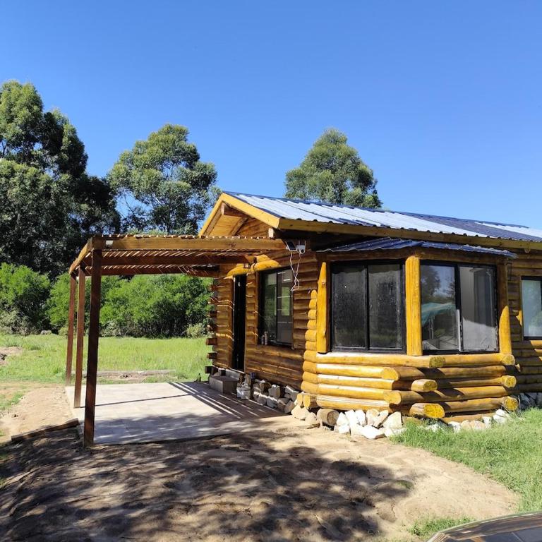 Cabaña a estrenar en el bosque, con pileta privada - Casa con 1 dormitorio - 12