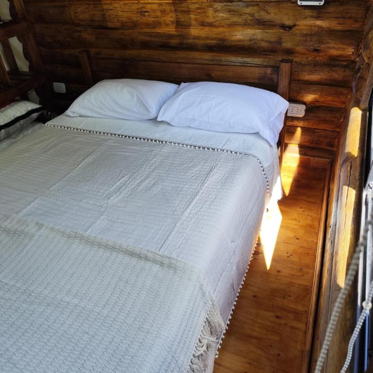 Cabaña a estrenar en el bosque, con pileta privada - Casa con 1 dormitorio - 30