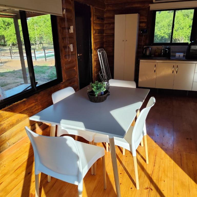 Cabaña a estrenar en el bosque, con pileta privada - Casa con 1 dormitorio - 55