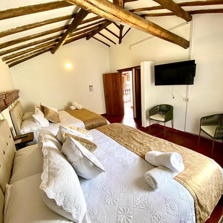 Hotel Calle Real de la Villa - Quadruple Room - 2