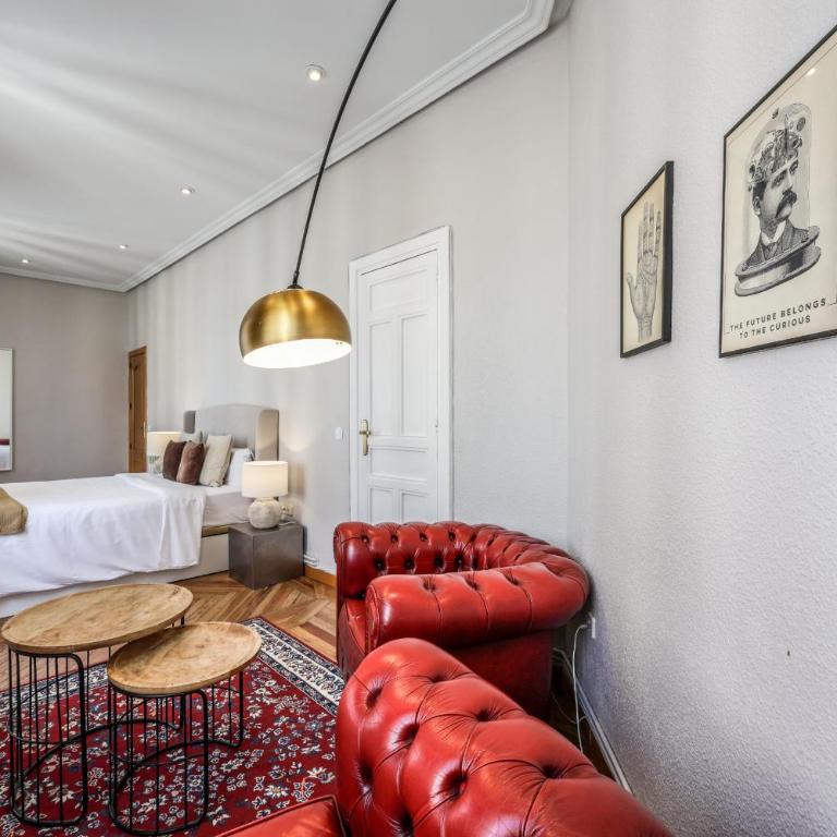 AmazINN Boutique Madrid Canalejas - Two-Bedroom Apartment with Balcony - 22