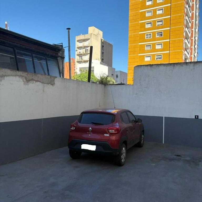 Cochera La Plata Zona Centro - solo cochera - Apartamento de 1 dormitorio - 1